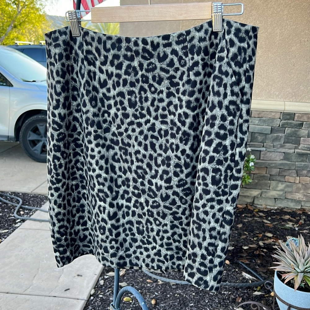 Beautiful Jungle Skirt from cabi.